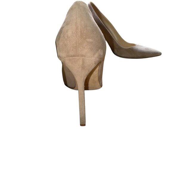Manolo Blahnik Beige Suede BB Heels - Picture 4 of 6
